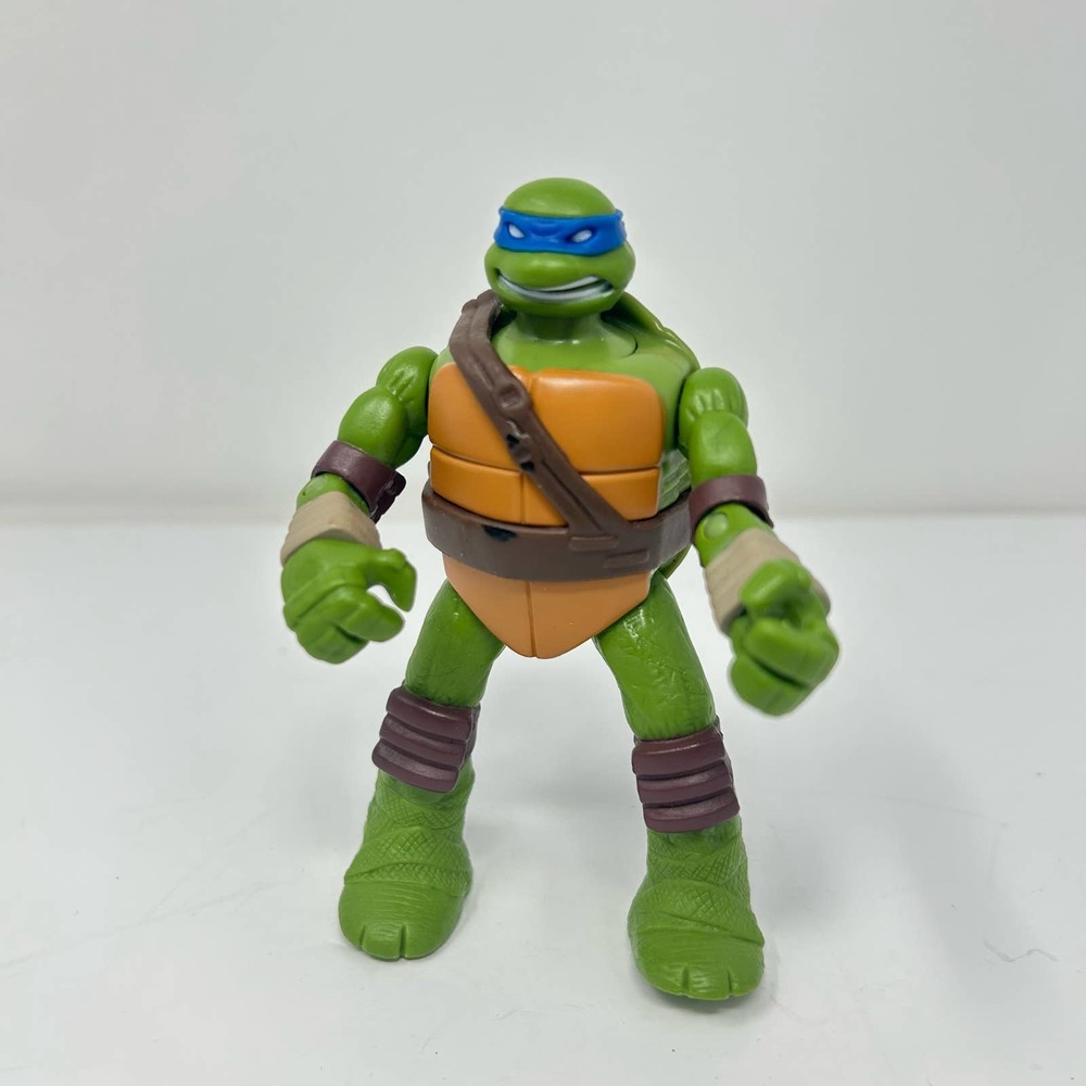 TMNT Teenage Mutant Ninja Turtles Leonardo Figure Viacom Playmates 2014